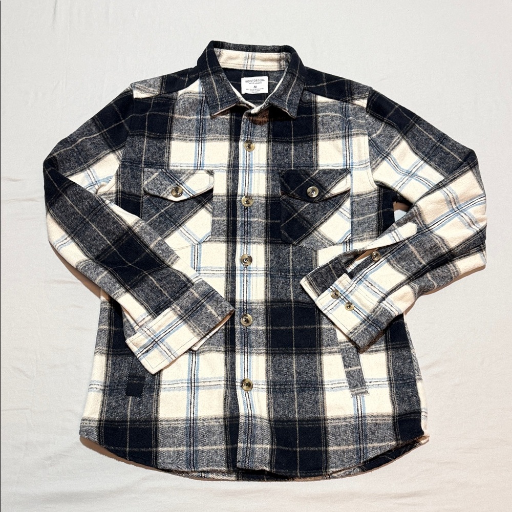 Men’s Distortion Plaid Button-Up Shacket in Black, Cream & Blue